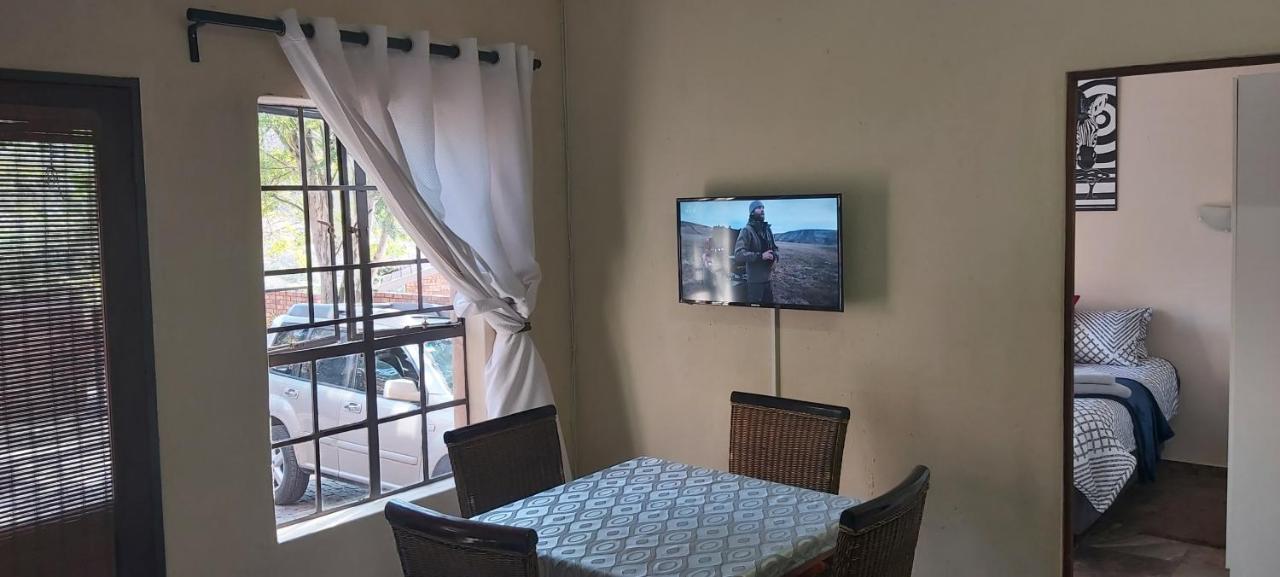 13 @ Rhinoroad Nelspruit Apartment Mbombela Ngoại thất bức ảnh