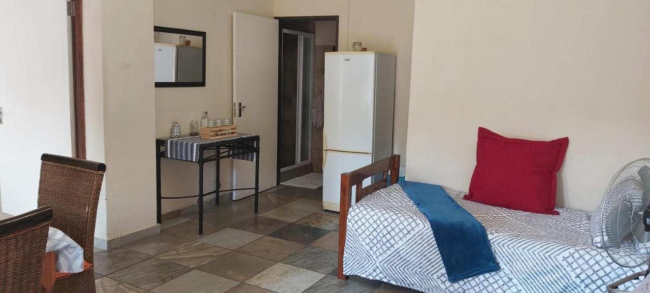 13 @ Rhinoroad Nelspruit Apartment Mbombela Ngoại thất bức ảnh