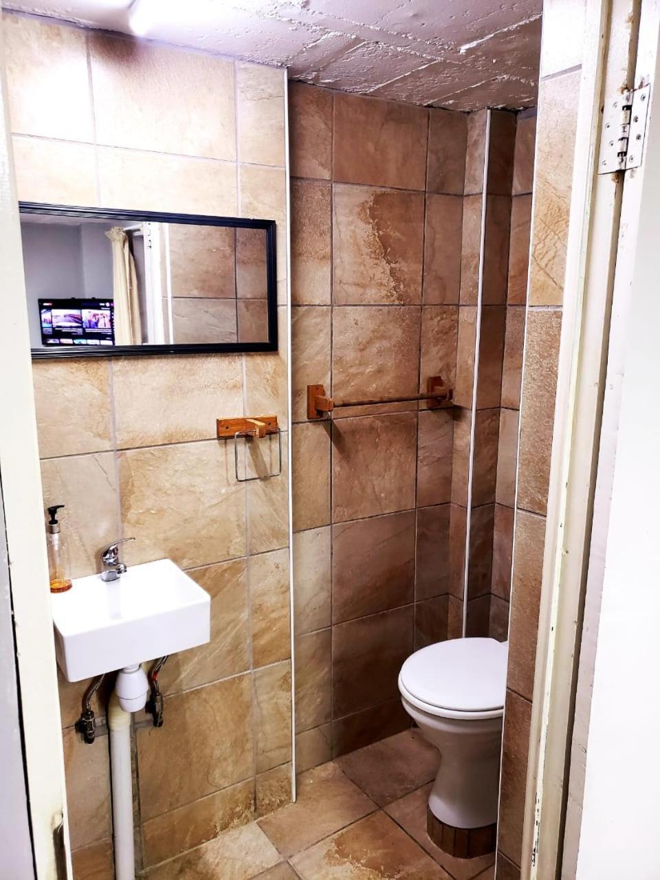 13 @ Rhinoroad Nelspruit Apartment Mbombela Ngoại thất bức ảnh