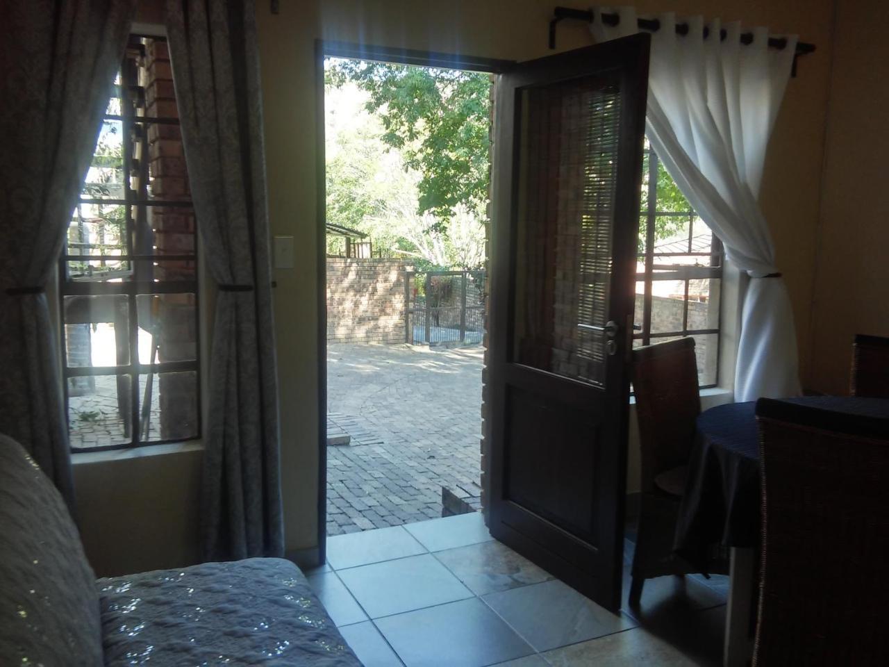 13 @ Rhinoroad Nelspruit Apartment Mbombela Ngoại thất bức ảnh